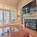 2 Mi To Dtwn: In Noda District Near Unc! Holiday home Charlotte
