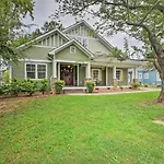 2 Mi To Dtwn: In Noda District Near Unc! Holiday home Charlotte