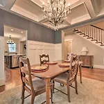 Holiday home 2 Mi To Dtwn: In Noda District Near Unc! *