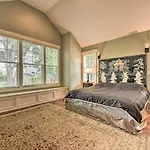 Holiday home 2 Mi To Dtwn: In Noda District Near Unc!