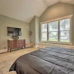 2 Mi To Dtwn: In Noda District Near Unc! Holiday home Charlotte