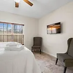 Cozy 4b 2 5b King Beds Jacuzzi Charlotte