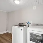 Cozy 4b Retreat Near Uptown King Beds Sleeps 12 Charlotte