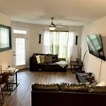 Luxury 1 Bedroom Apartment