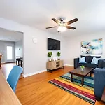 Apartment Roomy 3br 2 Bath Minutes To Uptown And Airport Ideal For Small Families Charlotte