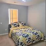 Cute Cottage*Minutes From Uptown