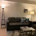 Suite 6, Sleep 3, Walk To Attractions In Uptown