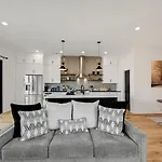 Modern! New! Built! Duplex! For Families! In Clt! Duplex