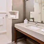 Courtyard By Marriott Northlake Charlotte