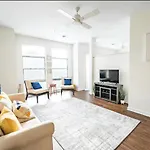 Luxury Uptown Wi-fi Gym Pool Shops Food! 228 * Charlotte