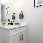 3 Mi To & Pet Friendly & Quiet Neighborhood