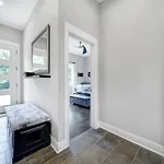 Views - Walking Distance To Panthers Stadium Holiday home *