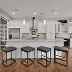 Villa Views Rooftop Hot Tub & Short Walk To Stadium Charlotte
