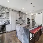 Views - Walking Distance To Panthers Stadium *