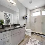 Views - Walking Distance To Panthers Stadium Holiday home *