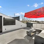 Holiday home Amazing Views Rooftop Patio, Gym And Game *