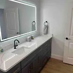 Apartment South Wanted