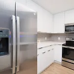Luxury 4Br Apt In Uptown - Walk Everywhere!