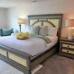 Home Sweet Home 5 Bedroom 3 Bath Charlotte