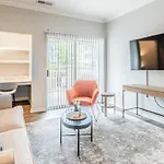 Modern Apartment In Prime Location Id9435