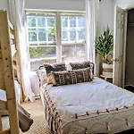 Holiday home Rare Downtown Matthews Walk 2 Shops Restauraunts Hike Clt 2 Bedroom Not 3br