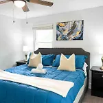 2Bd Home Close To Everything!