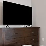 Modern Apartment In Prime Location Id2345X50