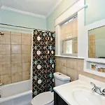 The Collection Clt: 800 Magnolia Apartment Charlotte