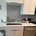 Apartment, Queen Bed, Wifi, Kitchen, Washer & Dryer In