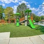 Tranquil Retreat In Charlotte