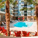 Premium And At Midtown 205 In Apartment *