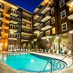 Apartment Premium And At Midtown 205 In Charlotte