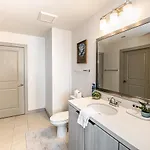 Apartment 2br Uptown Furnished Near Truist Fields Apts *