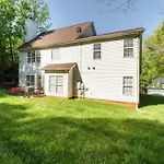 Your Home Away From Home - 5 Brs-7 Beds, 3 Baths