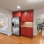 Single Story Fully Fenced Pet Friendly In The Arts District Holiday home *