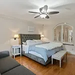 Single Story Fully Fenced Pet Friendly In The Arts District Charlotte
