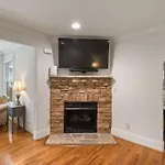 Holiday home Single Story Fully Fenced Pet Friendly In The Arts District