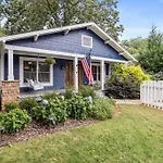 Single Story Fully Fenced Pet Friendly In The Arts District Holiday home Charlotte