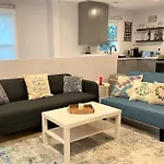 Charlotte 5Br/2Bath Home