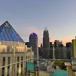 Luxury With Private Balcony And Amazing Views Apartment