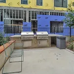 Chic 1-Bed In Vibrant Optimist Park Apts