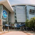 Charming 1Br Condo - Full Kitchen - Uptown Living