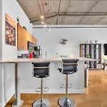 Charming 1br - Full Kitchen - Uptown Living Charlotte