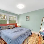 2br Condo~ Relax Or Work Remotely With A+ Location