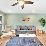 2br Condo~ Relax Or Work Remotely With A+ Location *