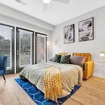 Modern Luxury ~ King Bed ~ 1br In Plaza Midwood Apartment *