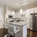 Queen Bed In Dilworth ◈ Shopping ◈ Restaurants Apartment *
