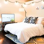Apartment Queen Bed In Dilworth ◈ Shopping ◈ Restaurants *