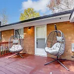 Charm Haven With Outdoor Tv