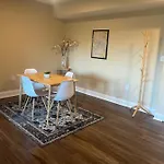Apartment Spacious 2 Bed, 2 Bath Uptown Gem In The Heart Of The City-parking-wi-fi-balcony-walk To Boa Stadium